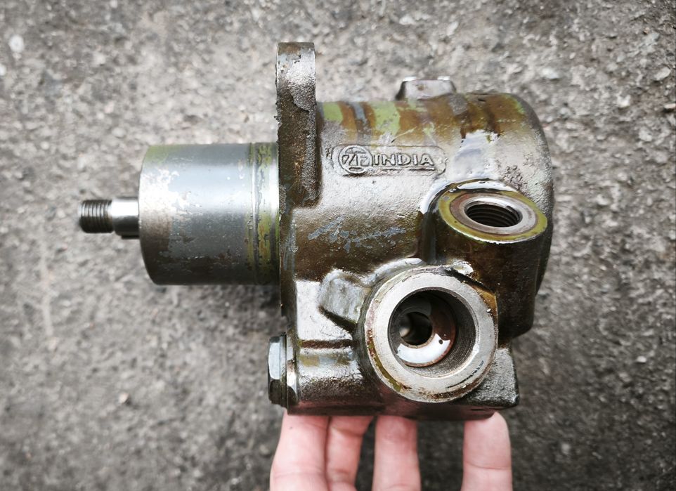 Насос кронштейн шків гідропідсилювача руля ГУР Еталон TATA ZF India