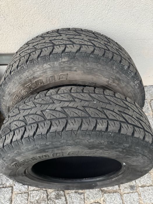 Pneus Bridgestone 235 70 16