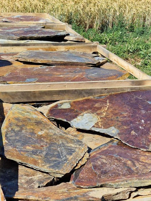 Kamień naturalny łupek brązowy szary rudy wielokolorowy