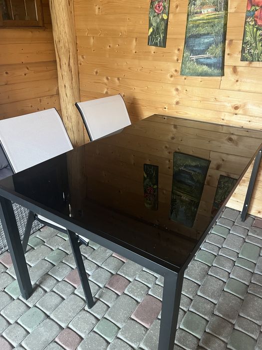 Stół i 4 krzesla