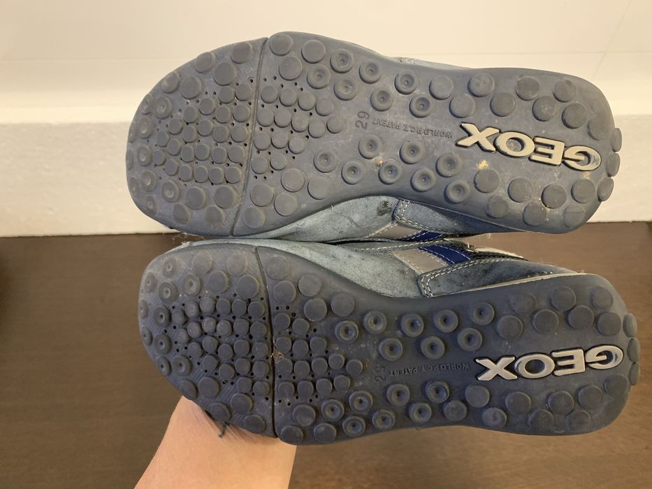 Sapatos Mocassins azuis com velcro geox 29
