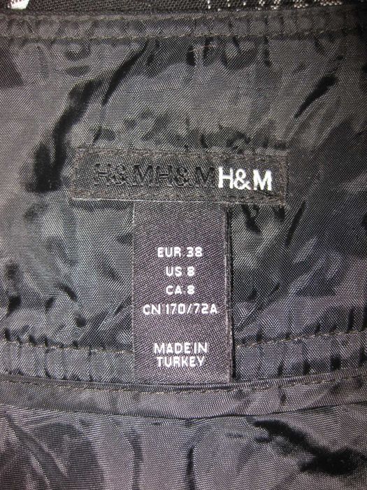 38 H&M модна об'ємна спідниця в клітинку з глибокими карманами юбка