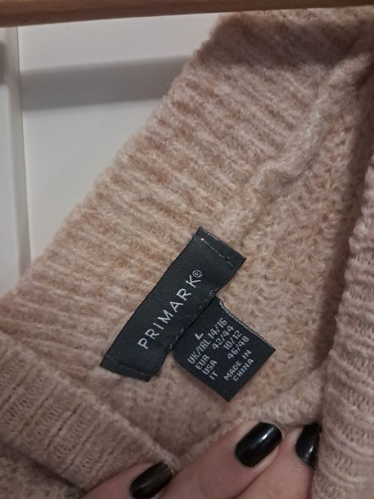 Sweter z ozdobnymi plecami, Primark