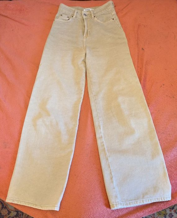 Джинси жіночі pull&bear