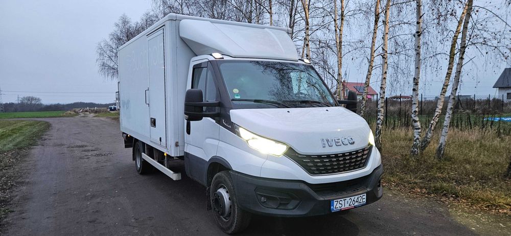 Iveco Daily 70C18 Automat Poduszki Winda Led Kamera Zareje Ubezp Udt