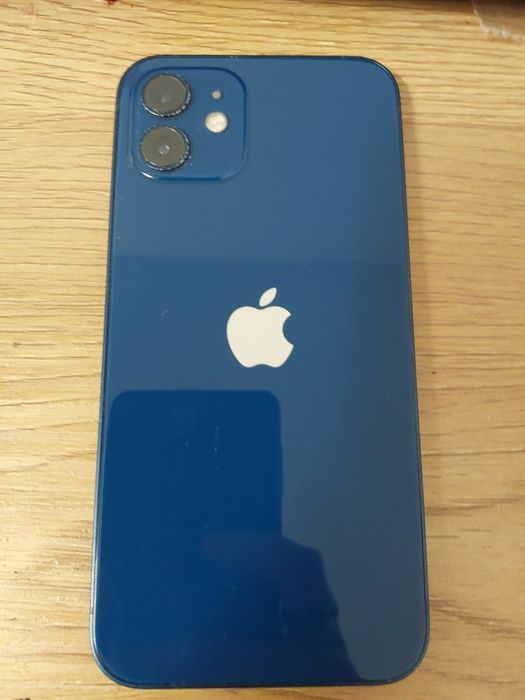 IPhone 12 stan bardzo dobry 72%