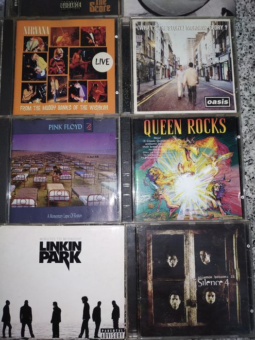 Vários cd's originais como novos