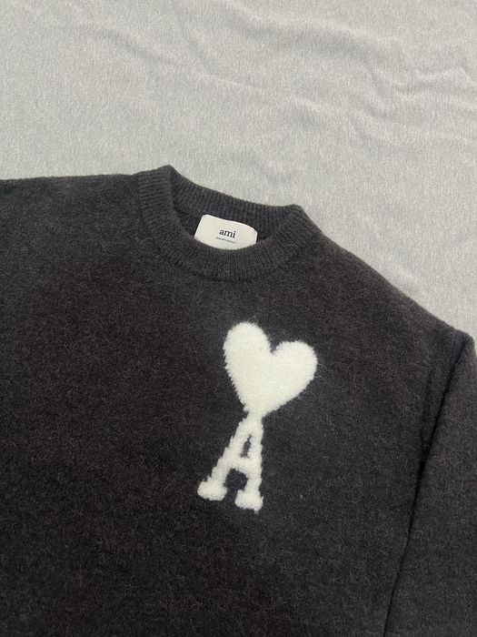 Ami Paris Off White Ami de Coeur Crew Neck Grey (M/L)