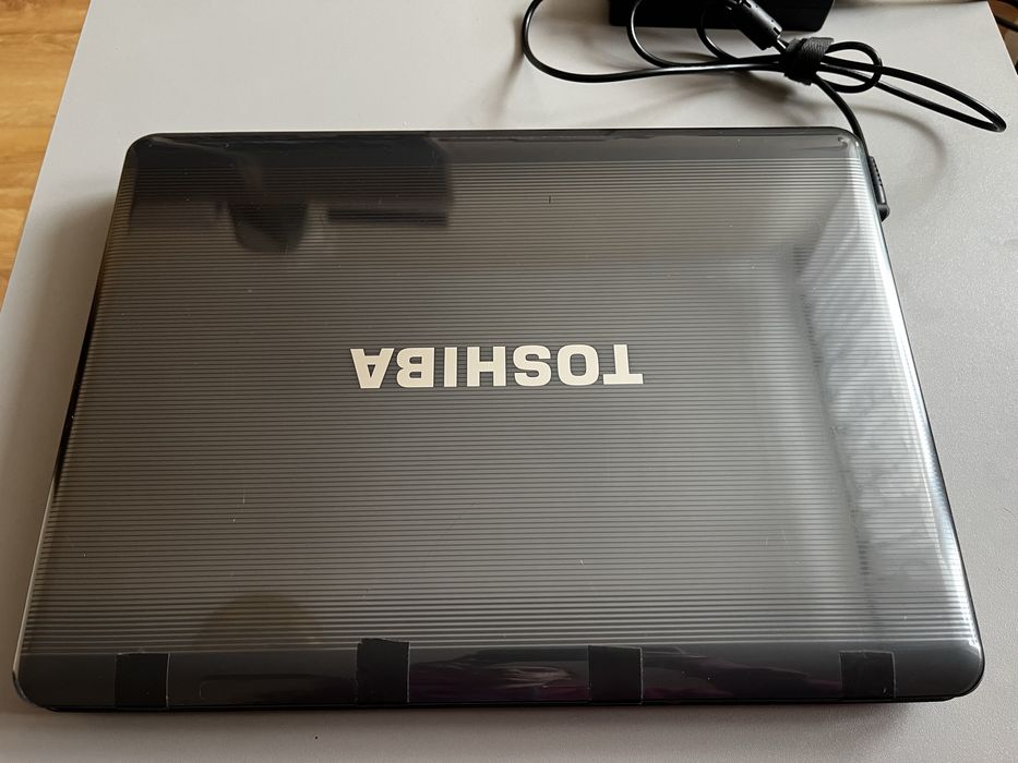 Laptop Toshiba Satellite A300 sprawny