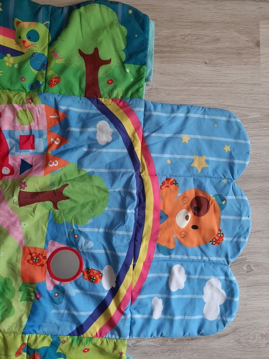 Mata edukacyjna dla niemowlaka smiki