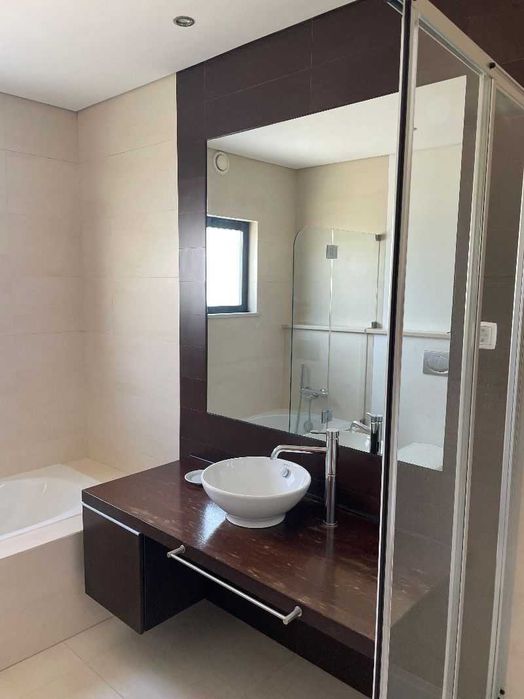 lavatório redondo branco / white round washbasin