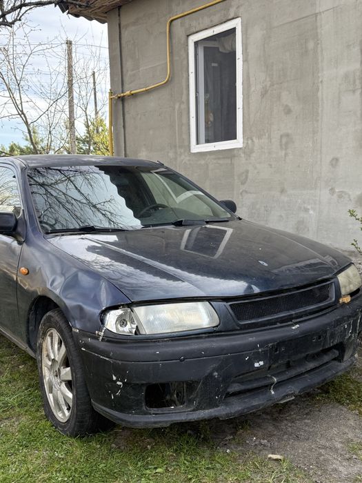 Продам Mazda 323