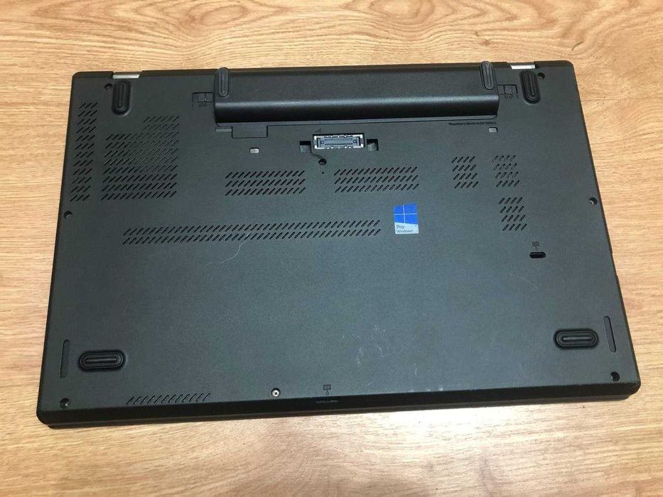 Lenovo ThinkPad P50s (15.6" / і7 / SSD 256Гб / 8Гб / GPU 2Гб )