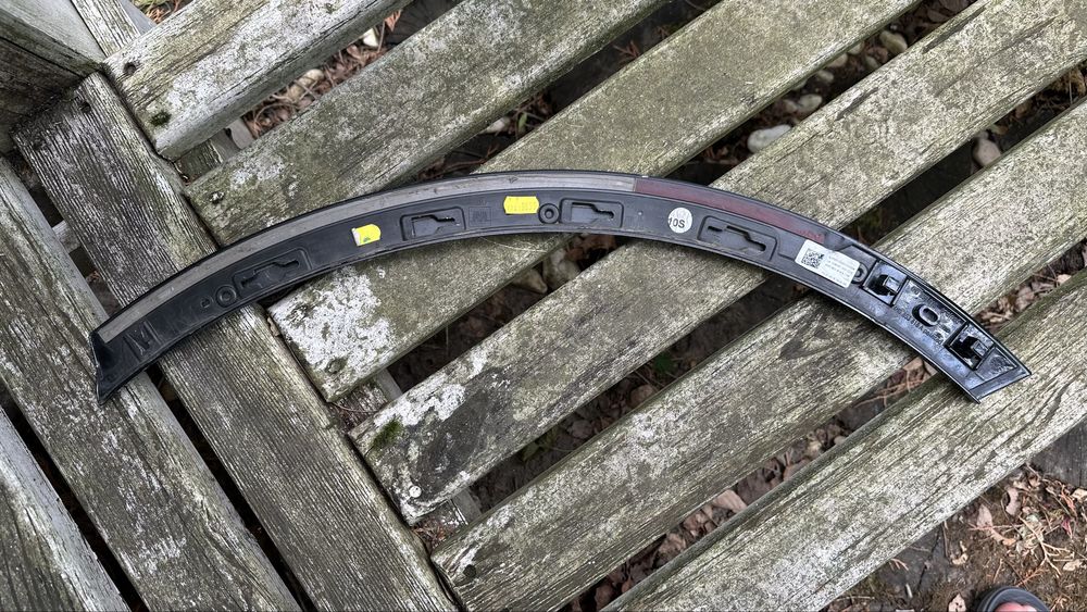 Накладка колесной арки AUDI Q7 4M0853818A