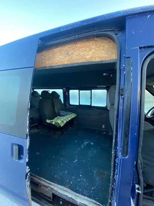 Ford Transit 2.4D 2001. Пасажир. На повному ходу