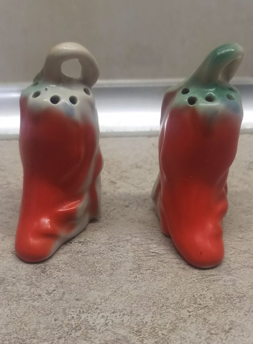 Наборы для специй. Бутылки.