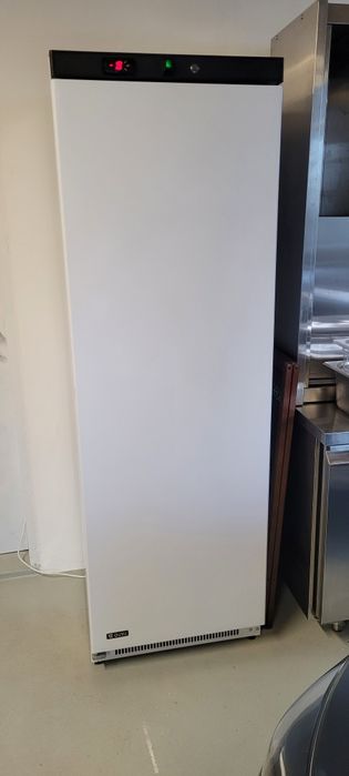 Szafa mroźnicza Yato 340 l