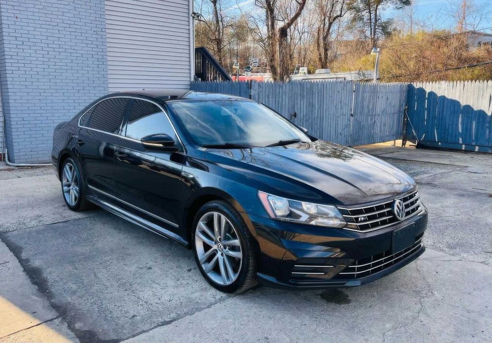 Volkswagen Pasat r-line      2017