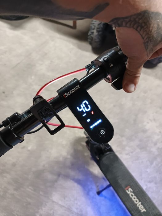 самокат iscooter w8 майже новий
