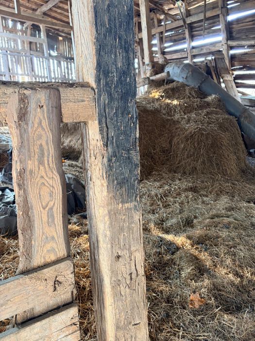 Stare deski i belki ze stodoły