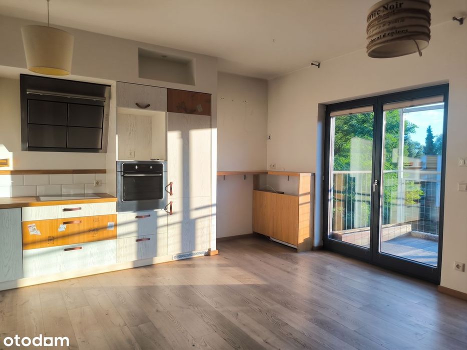 Apartament dwupoziomowy, z miejscem postojowym i komórką lokatorską !