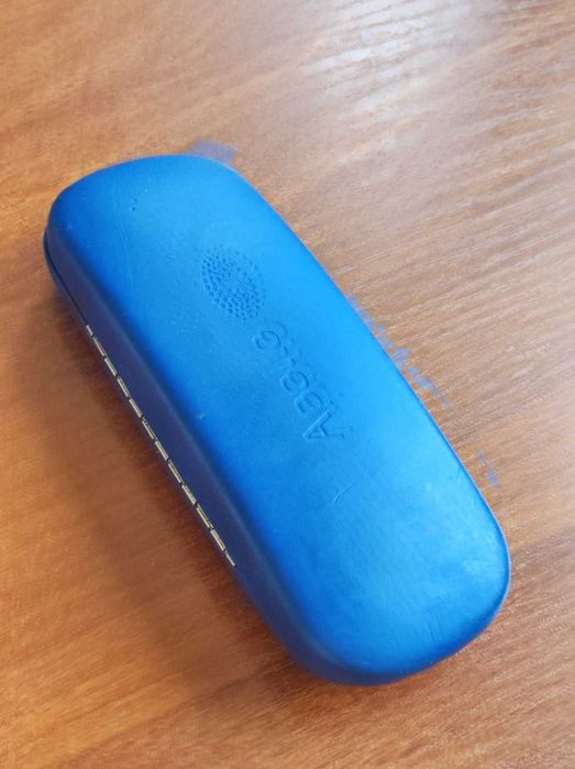 Etui na okulary Apollo Optik Hard Shell pudełko na okulary