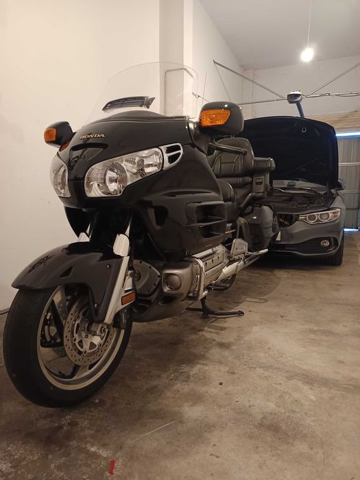 Honda goldwing 1800 ano 2004 km 86mil