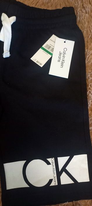 Спортивні шорти Calvin Kleine, Michael Kors.
