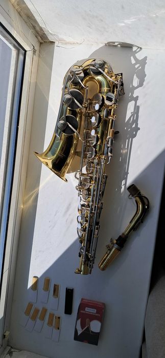 Продам Альт саксофон YAMAHA YAS-23