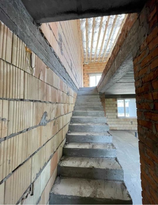 Продам сучасний таунхаус