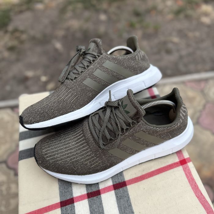Кроссовки Adidas Swift Run Haki, 46 размер, Оригинал, Кросівки
