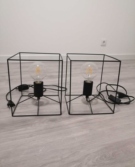 Candeeiros de mesa em ferro NOVOS