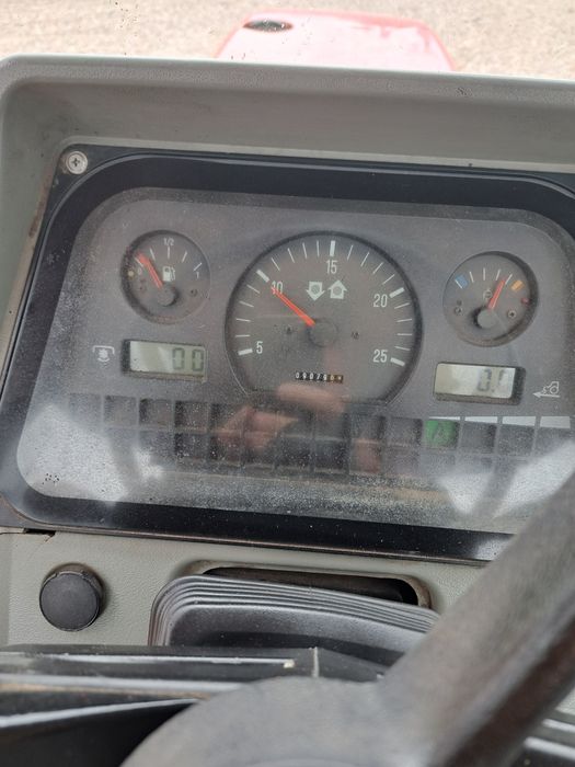 Ciągnik Massey Ferguson 6190 Dynashift