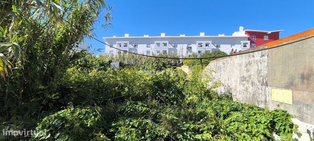 Terreno com 2.000 m² junto ao Polo Universitário da Ajuda, Lisboa