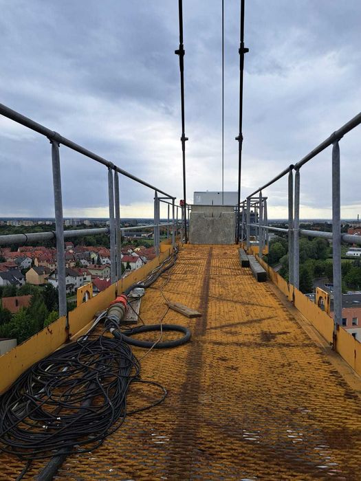 Używany dźwig żuraw wieżowy Liebherr 140EC-H Litronic 2008r