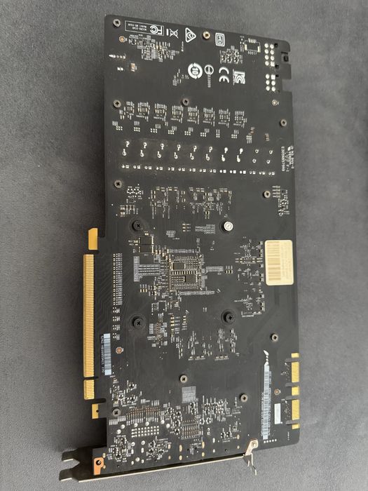 MSI GeForce GTX 1070 ARMOR 8GB