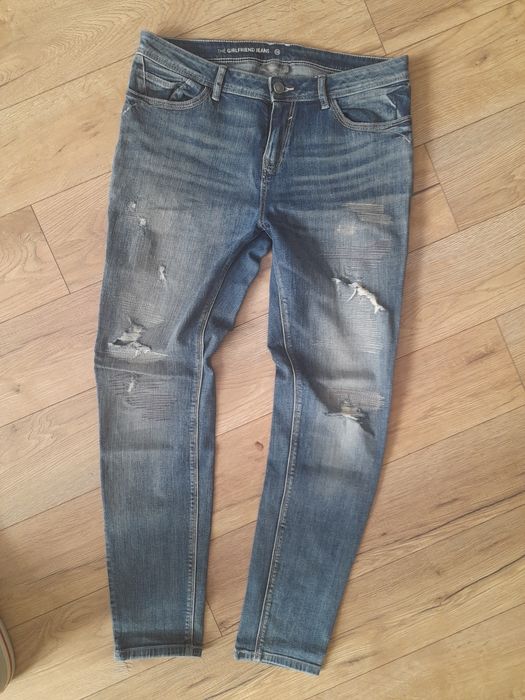 C&A jeansy damskie z przetarciami r.40