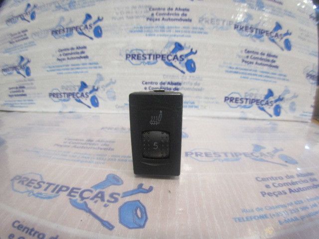 Botão / interruptor aquecimento de bancos VOLKSWAGEN Passat (3B3)