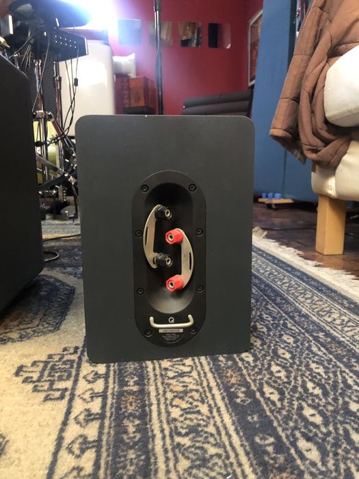 Colunas + Sub-Woofer Q Acoustics  como novas
