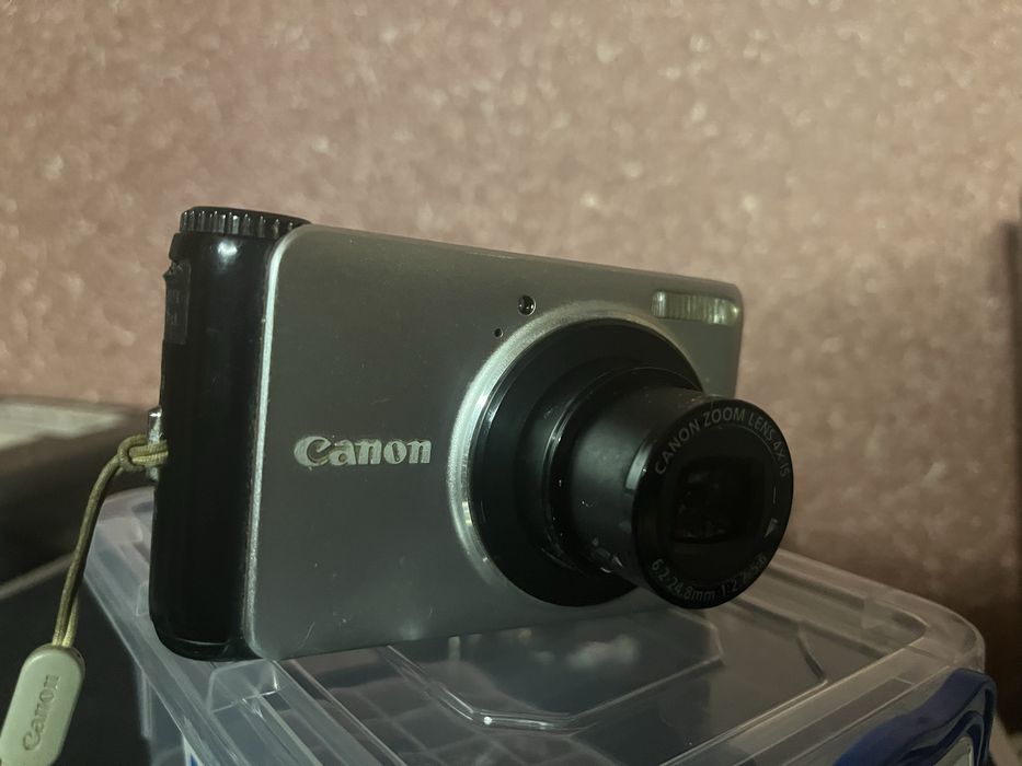 Продаю фотоапарат стан на 8 комплект входить картка память зарядне ні