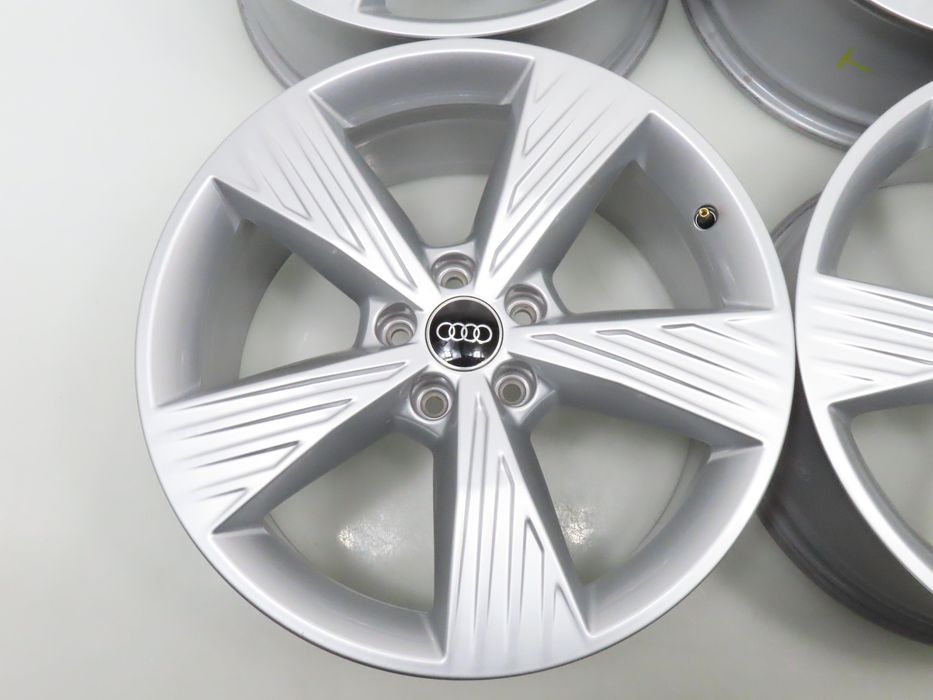 Felgi Aluminiowe Alufelgi 19'' Audi Q4 E-tron 5x112 8j Et45 89a601025b
