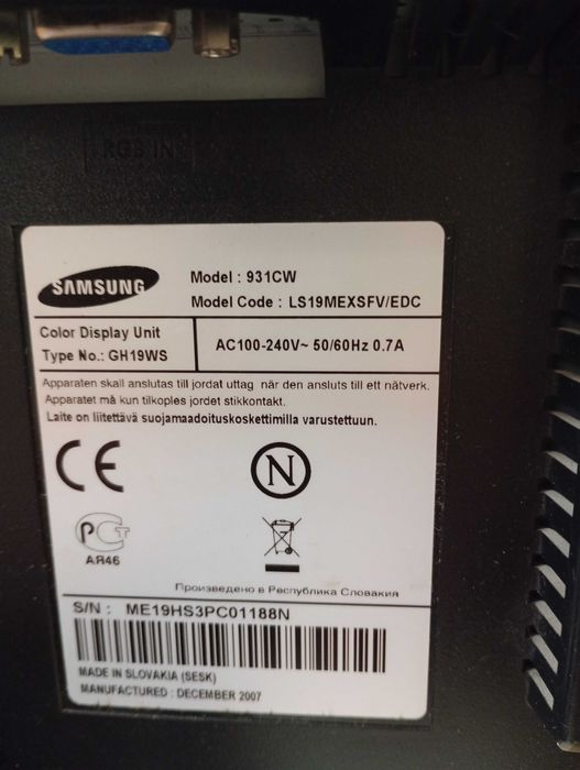 Монітор Samsung SyncMaster 931cw.