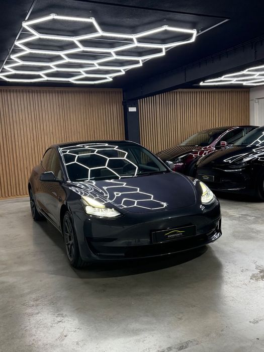Tesla Model 3 Standard RWD