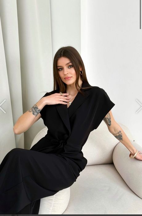 Комбінезон чорний від Cape