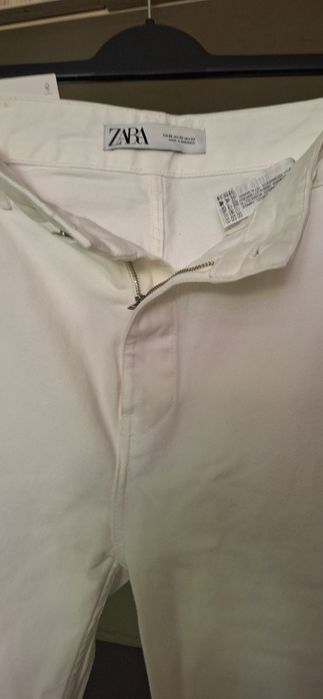 Białe spodnie męskie, rozmiar 42