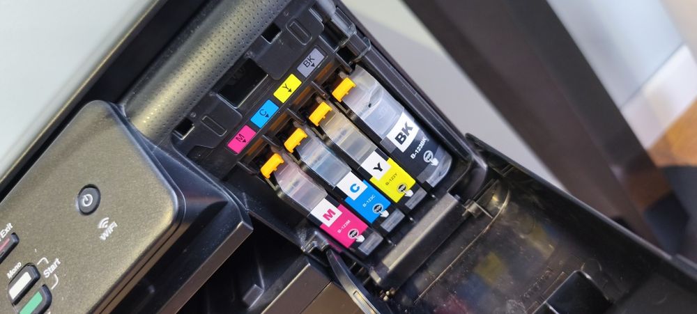 Drukarka Brother DCP J132W