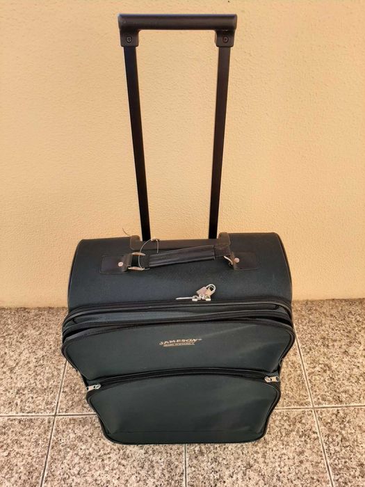 Mala de Viagem Jameson Usada – Merchandise Oficial