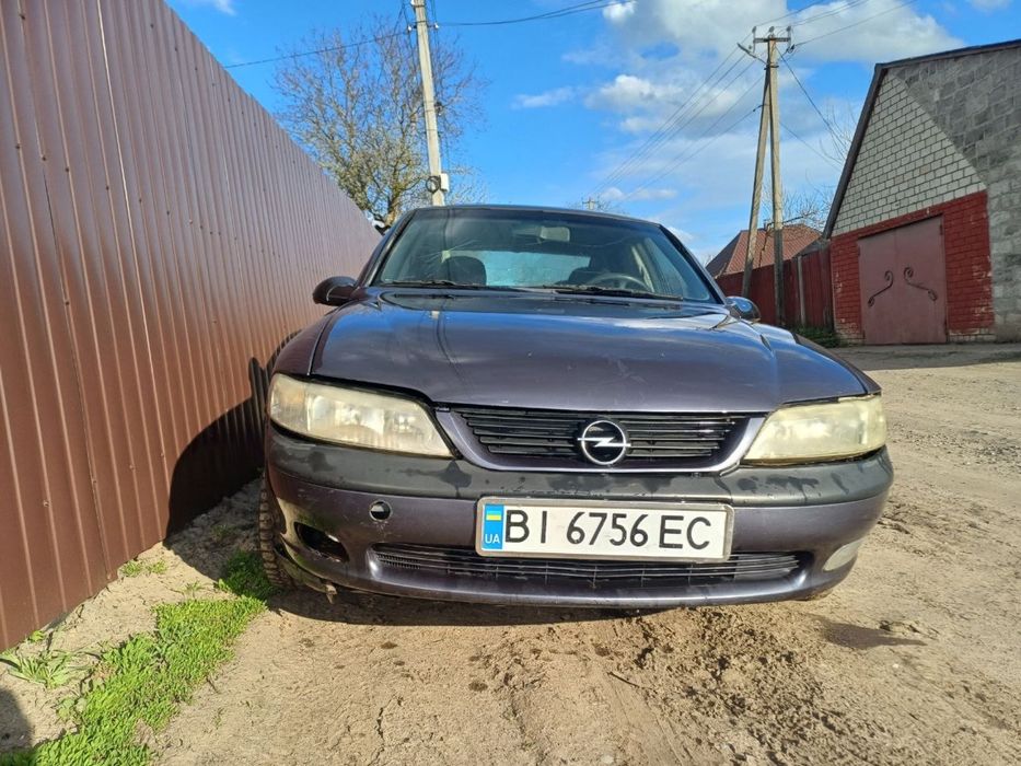 Продам Opel Vectra B 2.0 16v газ 4 с переоформлением