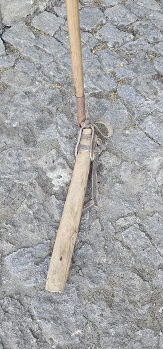 Malho ou mangual. Duas unidades.