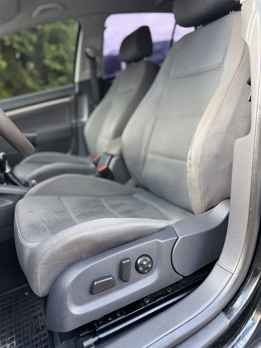 Гольф 5 ( 1.4 бензин,механіка) гарний стан!